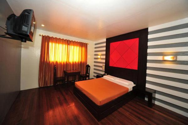 Hollywood Drive-In Hotel Baguio City Номер фото