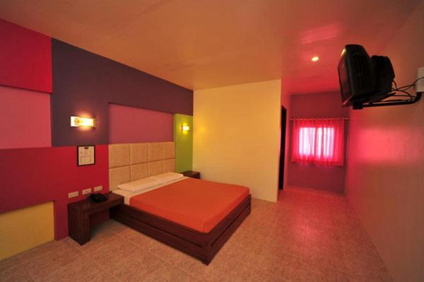 Hollywood Drive-In Hotel Baguio City Номер фото