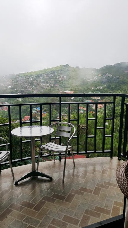 Hollywood Drive-In Hotel Baguio City Екстер'єр фото
