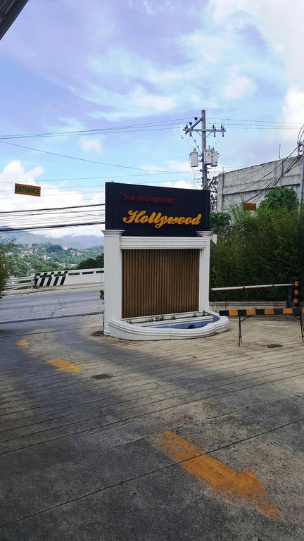 Hollywood Drive-In Hotel Baguio City Екстер'єр фото