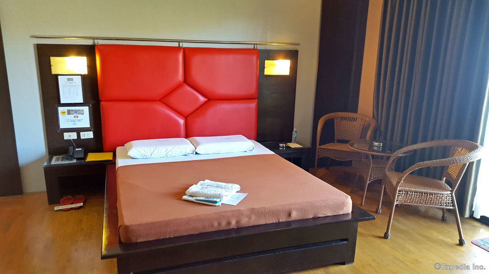 Hollywood Drive-In Hotel Baguio City Екстер'єр фото
